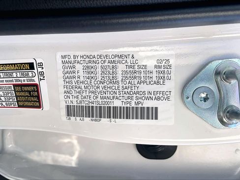 Used 2025 Acura RDX SH-AWD image 33