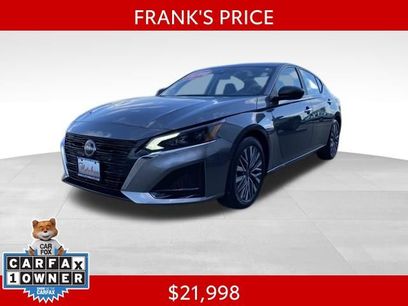 Used 2025 Nissan Altima 2.5 SV