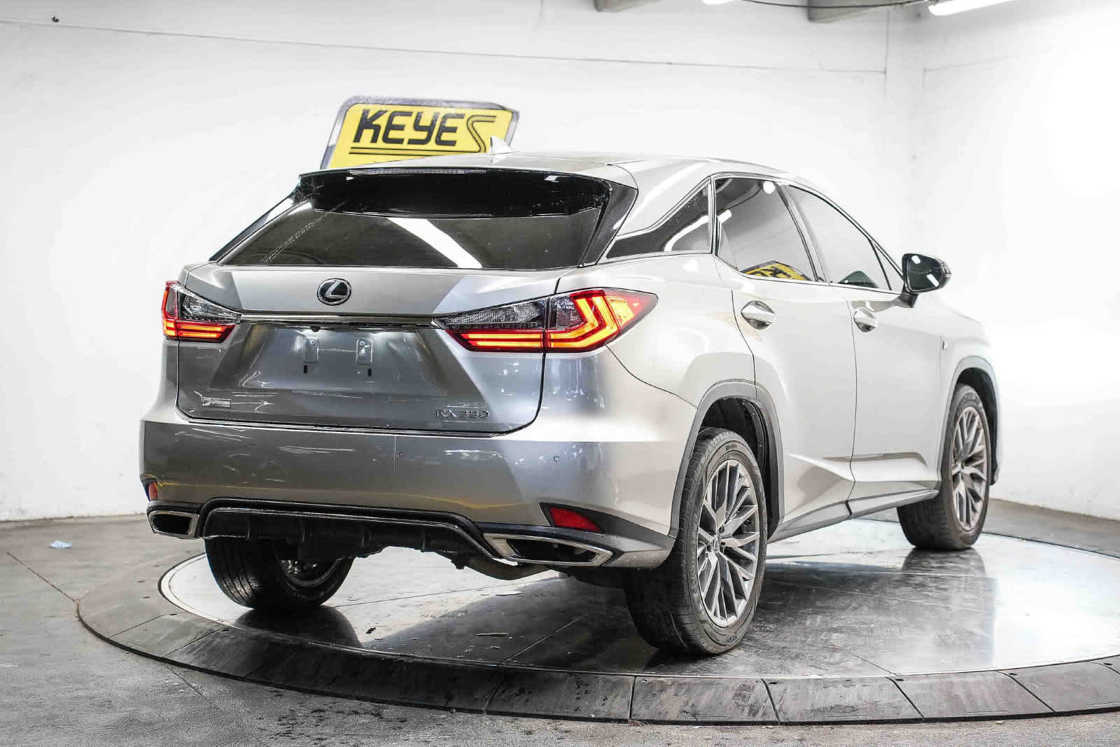 Used 2020 Lexus RX 350 F Sport w/ Cold Weather Package AWD/4WD image 4