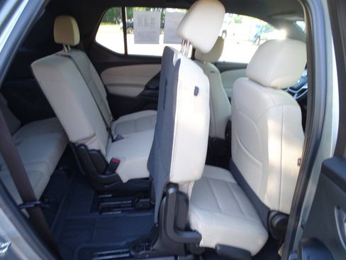 Used 2023 Chevrolet Traverse AWD LS w/ Safety Package image 41