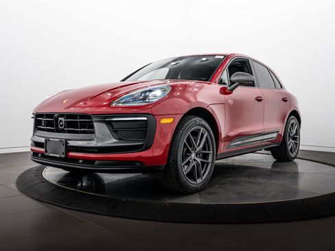 Certified 2026 Porsche Macan Turbo AWD/4WD image 1