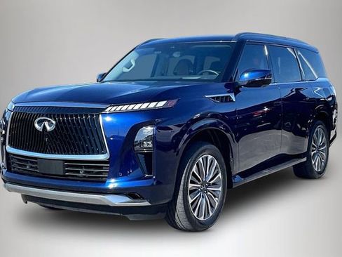 Used 2025 INFINITI QX80 Sensory AWD/4WD image 2