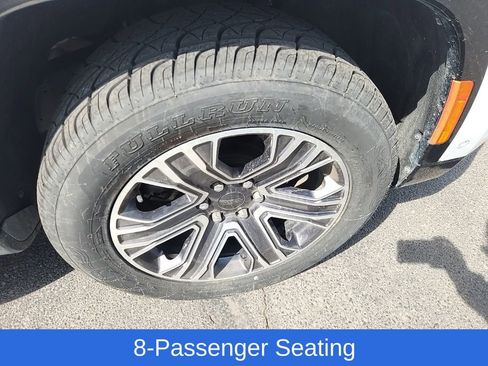 Used 2024 Jeep Wagoneer L Series II w/ Flexible Seating Group image 17