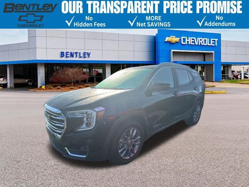 Used 2022 GMC Terrain SLT w/ Infotainment Package II FWD image 1