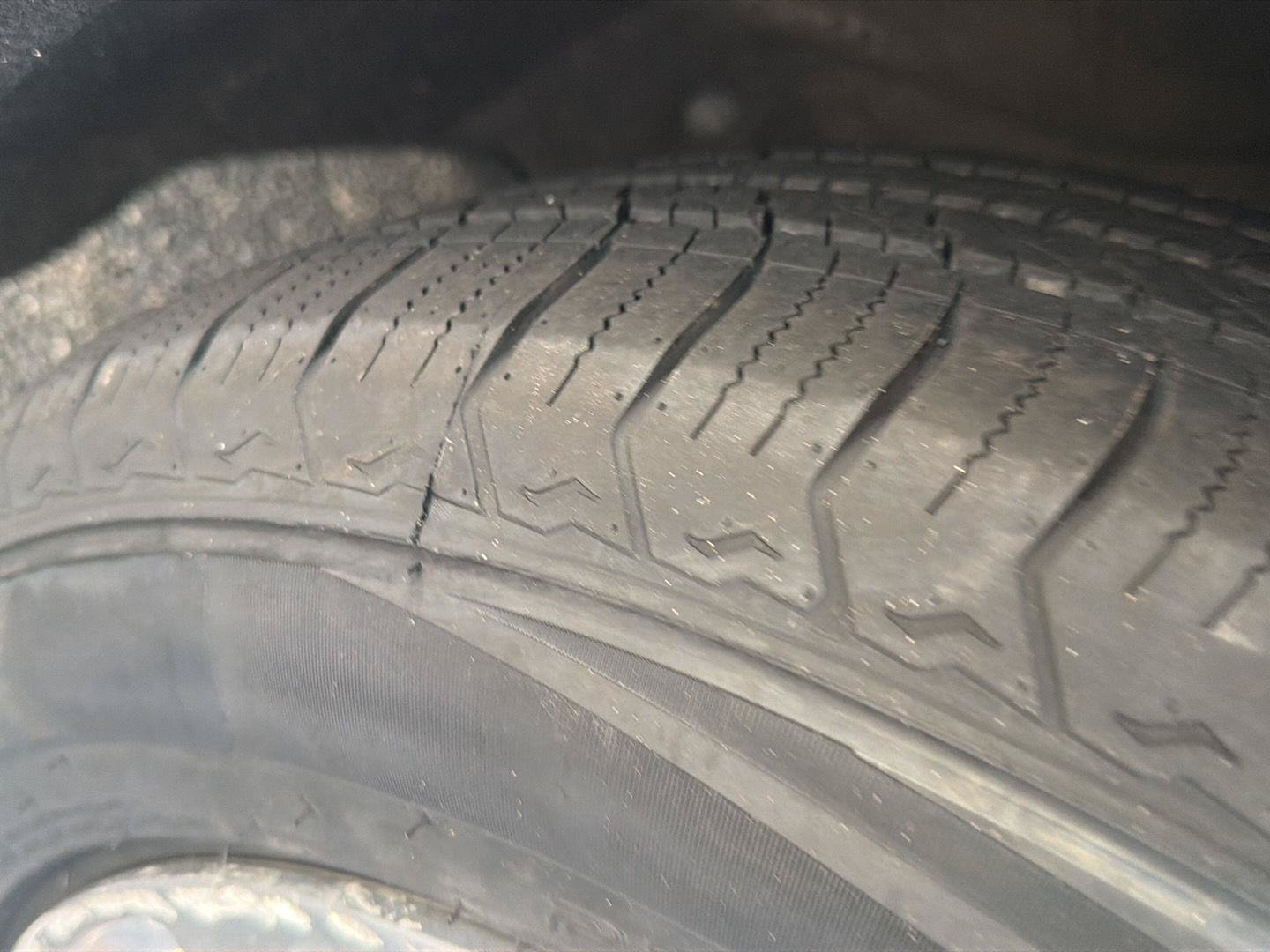 Used 2021 Chrysler Pacifica Touring-L FWD image 41