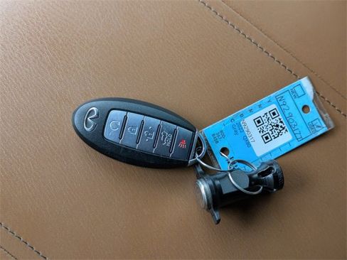 Used 2022 INFINITI QX80 Sensory w/ Cargo Package image 40