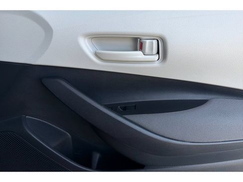 Certified 2025 Toyota Corolla LE FWD image 18
