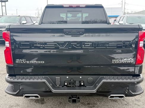 Certified 2026 Chevrolet Silverado 1500 High Country w/ High Country Premium Package image 6