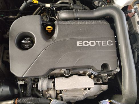 Used 2018 Chevrolet Equinox LT image 30