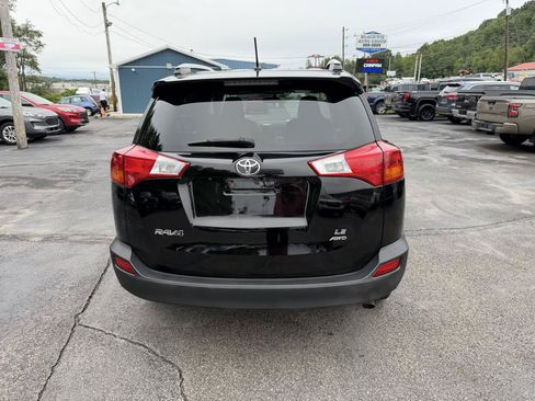 Used 2014 Toyota RAV4 LE AWD/4WD image 6