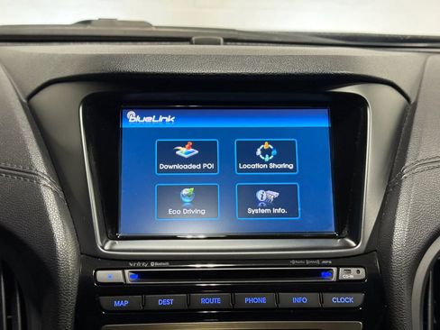 Used 2013 Hyundai Genesis 3.8 RWD image 31