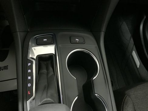 Used 2023 Chevrolet Equinox LT w/ LPO, Floor Liner Package image 35