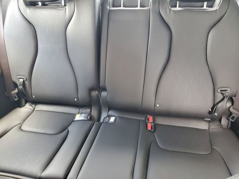 New 2026 Kia Carnival image 22