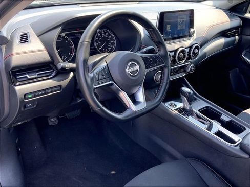 Used 2025 Nissan Sentra SR FWD image 4