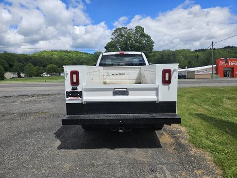 Used 2019 Ford F250 XL w/ Power Equipment Group AWD/4WD image 7