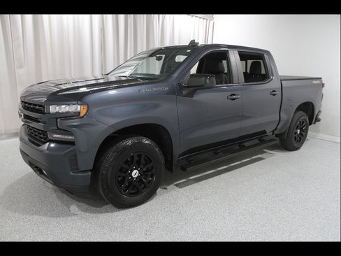 Certified 2021 Chevrolet Silverado 1500 RST w/ Convenience Package II AWD/4WD image 3