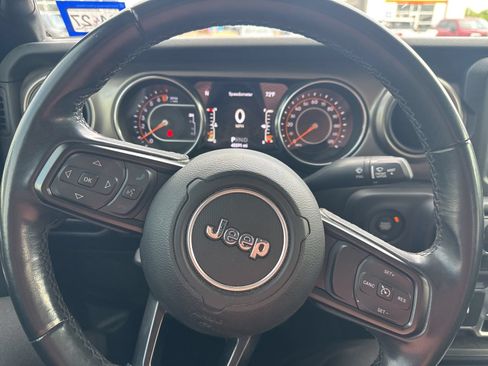 Used 2020 Jeep Gladiator Sport w/ Quick Order Package 24S AWD/4WD image 12