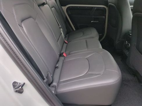 New 2026 Land Rover Defender 110 S AWD/4WD image 17
