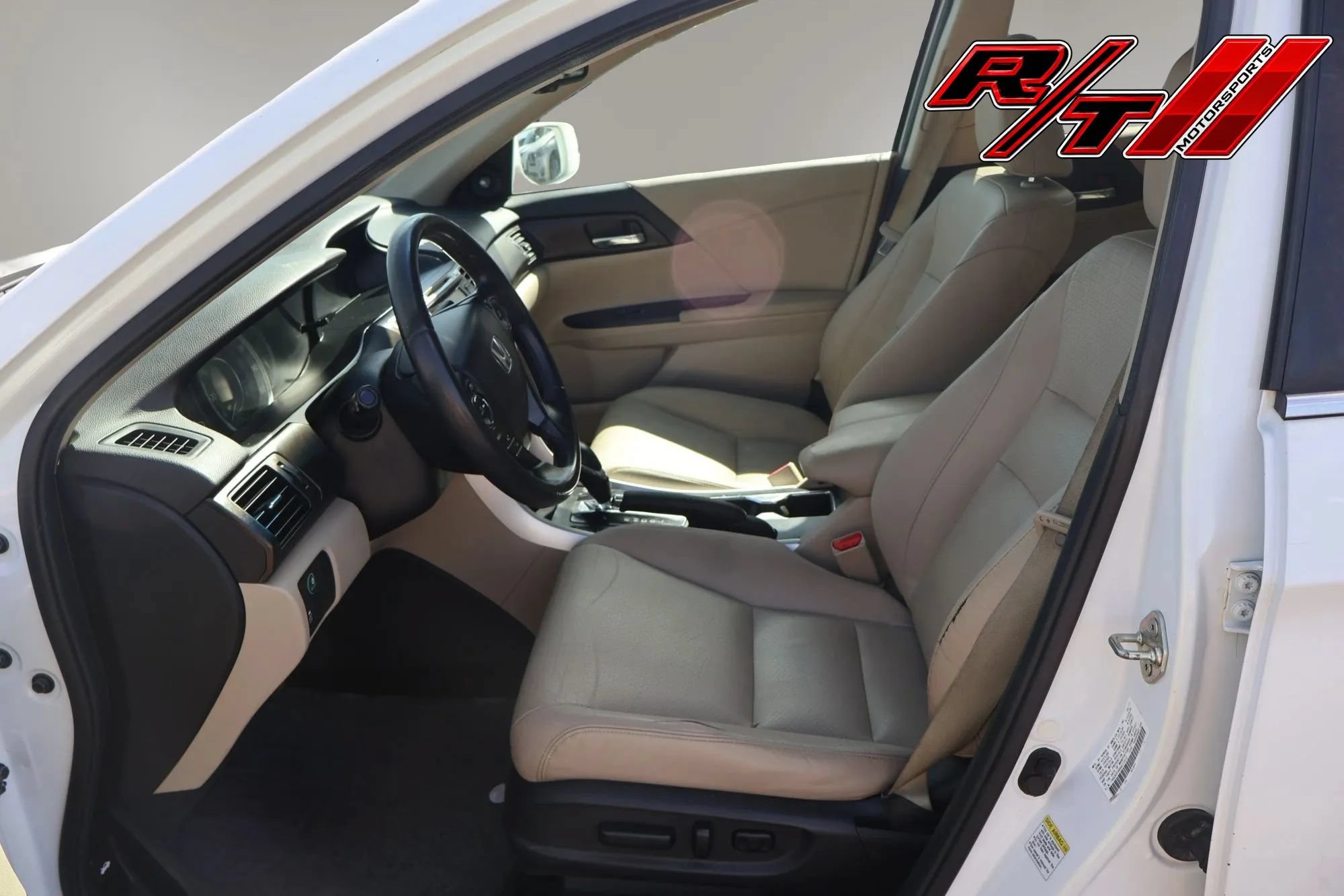 Used 2013 Honda Accord EX-L image 13