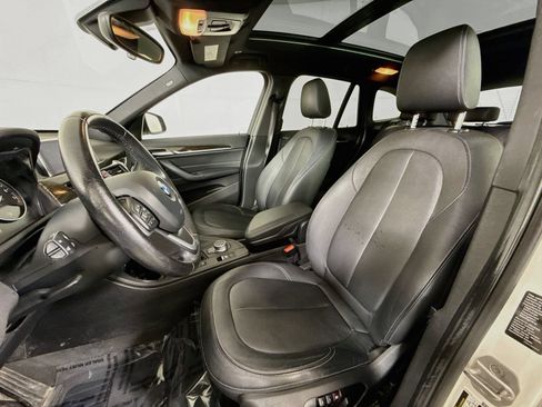 Used 2017 BMW X1 xDrive28i AWD/4WD image 5
