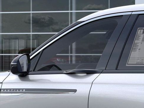 New 2026 Lincoln Nautilus Premier w/ Equipment Group 102A AWD/4WD image 20
