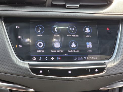 Used 2020 Cadillac XT5 Premium Luxury AWD/4WD image 24