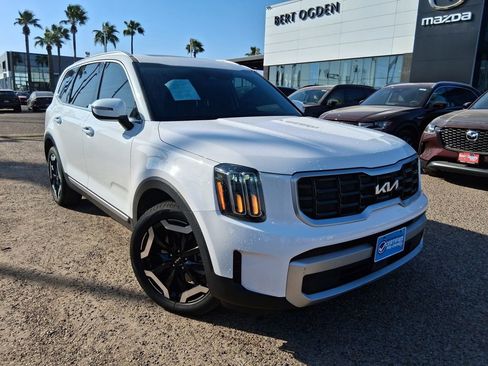 Used 2024 Kia Telluride S w/ S Sunroof Package image 1