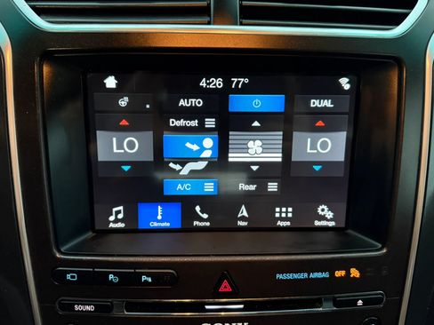 Used 2017 Ford Explorer Limited w/ Equipment Group 301A AWD/4WD image 49