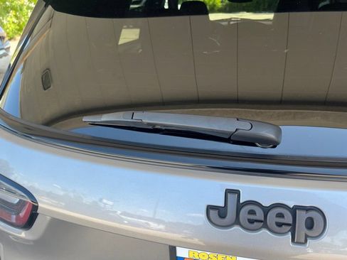 Used 2023 Jeep Compass High Altitude AWD/4WD image 36