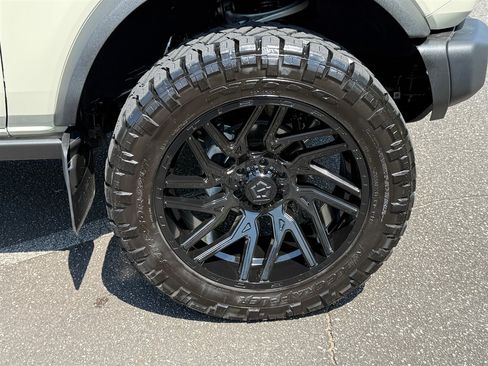 Used 2025 Ford Bronco Badlands AWD/4WD image 28