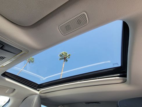 Used 2024 Lexus ES 350 w/ Premium Package FWD image 31