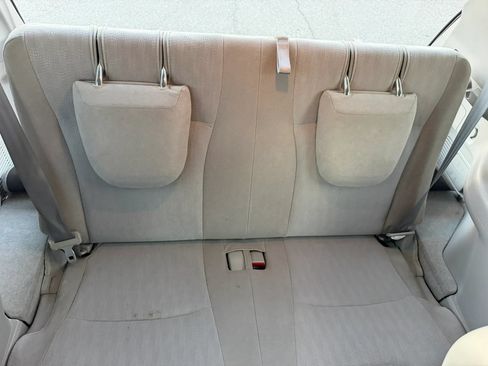 Used 2010 Toyota Highlander 4WD Hybrid image 16