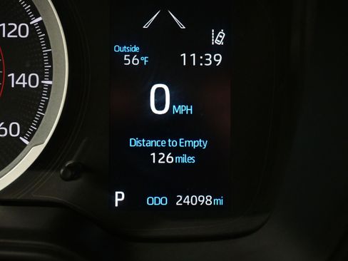 Used 2022 Toyota Corolla Cross LE image 25