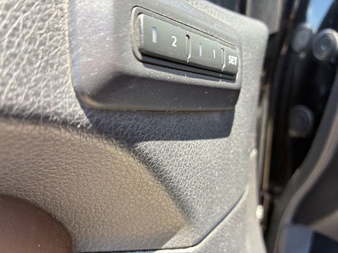 Used 2016 Nissan Titan Platinum Reserve RWD image 20