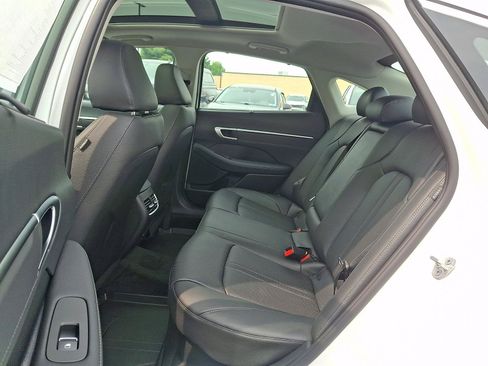 New 2026 Hyundai Sonata Limited FWD image 6