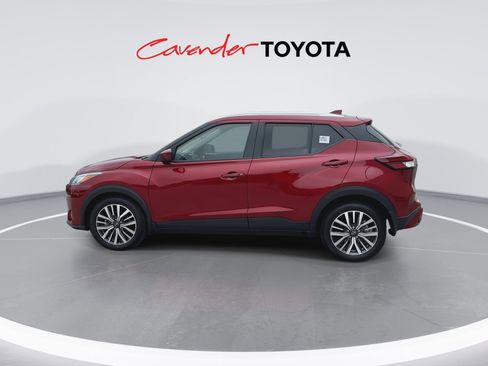 Used 2024 Nissan Kicks SV FWD image 5