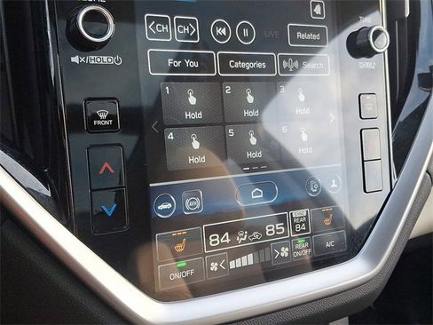 Certified 2024 Subaru Ascent Limited w/ Technology Package image 17