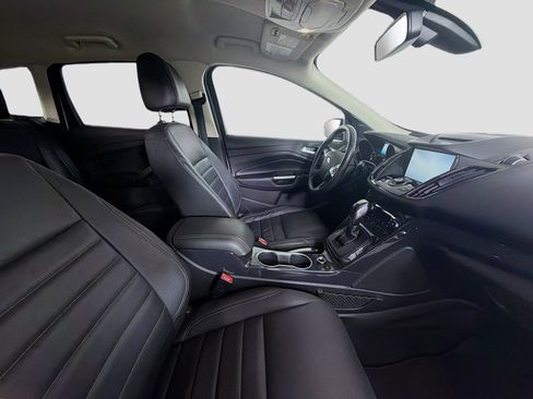Used 2015 Ford Escape Titanium FWD image 32
