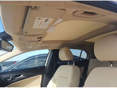 Used 2018 Mercedes-Benz GLA 250 w/ Premium Package image 26