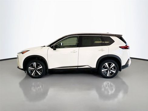 Used 2023 Nissan Rogue SL AWD/4WD image 8