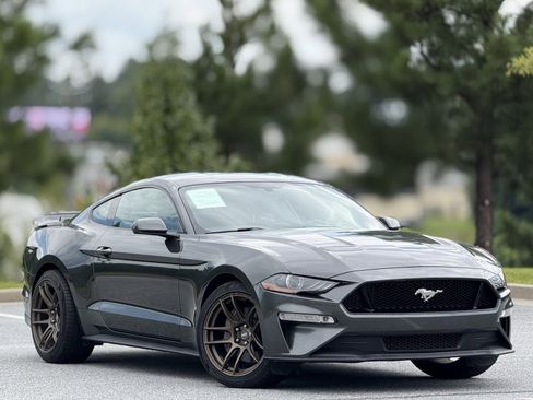 Used 2019 Ford Mustang GT image 12