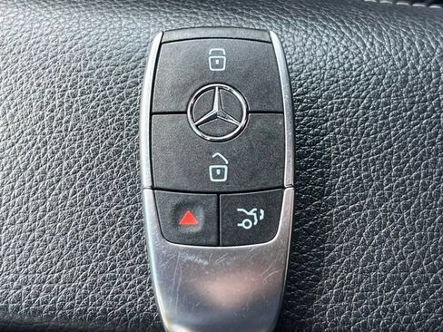 Used 2021 Mercedes-Benz GLE 450 4MATIC image 23