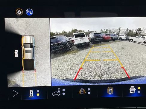 Certified 2025 Chevrolet Colorado ZR2 w/ Technology Package AWD/4WD image 34