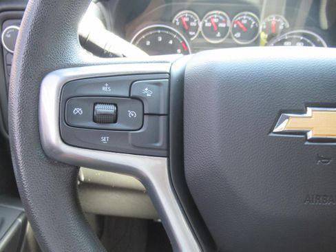 Used 2022 Chevrolet Silverado 2500 Custom w/ Custom Convenience Package AWD/4WD image 23