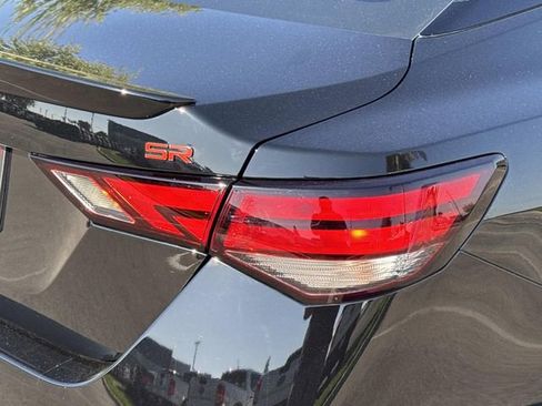 Used 2025 Nissan Sentra SR FWD image 7