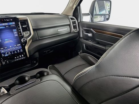 Used 2024 RAM 2500 Laramie w/ Safety Group AWD/4WD image 22