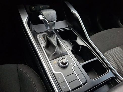 Used 2022 Kia Sorento LX image 19