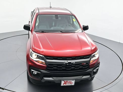 Used 2021 Chevrolet Colorado Z71 AWD/4WD image 4