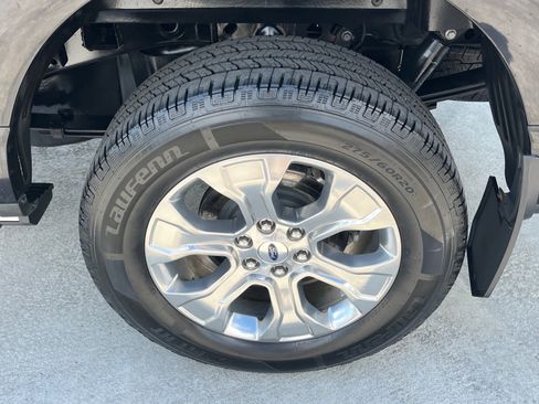 Certified 2022 Ford F150 Platinum w/ Equipment Group 701A High AWD/4WD image 21