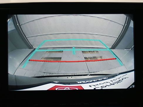 Certified 2024 Toyota Sienna XLE w/ XLE Plus Package image 21